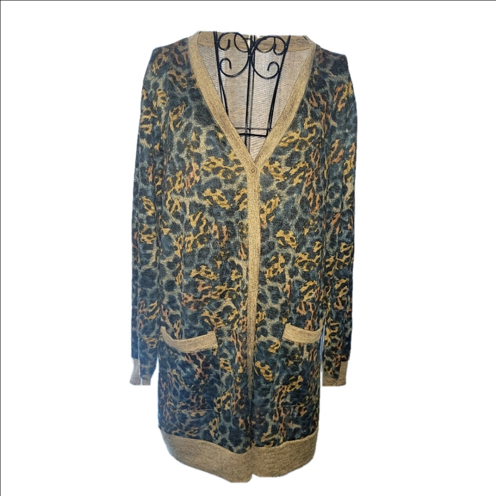 Leopard Print Cardigan with Pockets